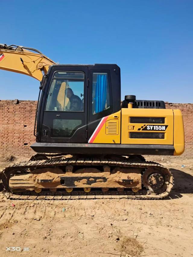 Buy Sany 155C-9 Used Excavator / 2 Buy Sany 155C-9 Used Excavator / 2