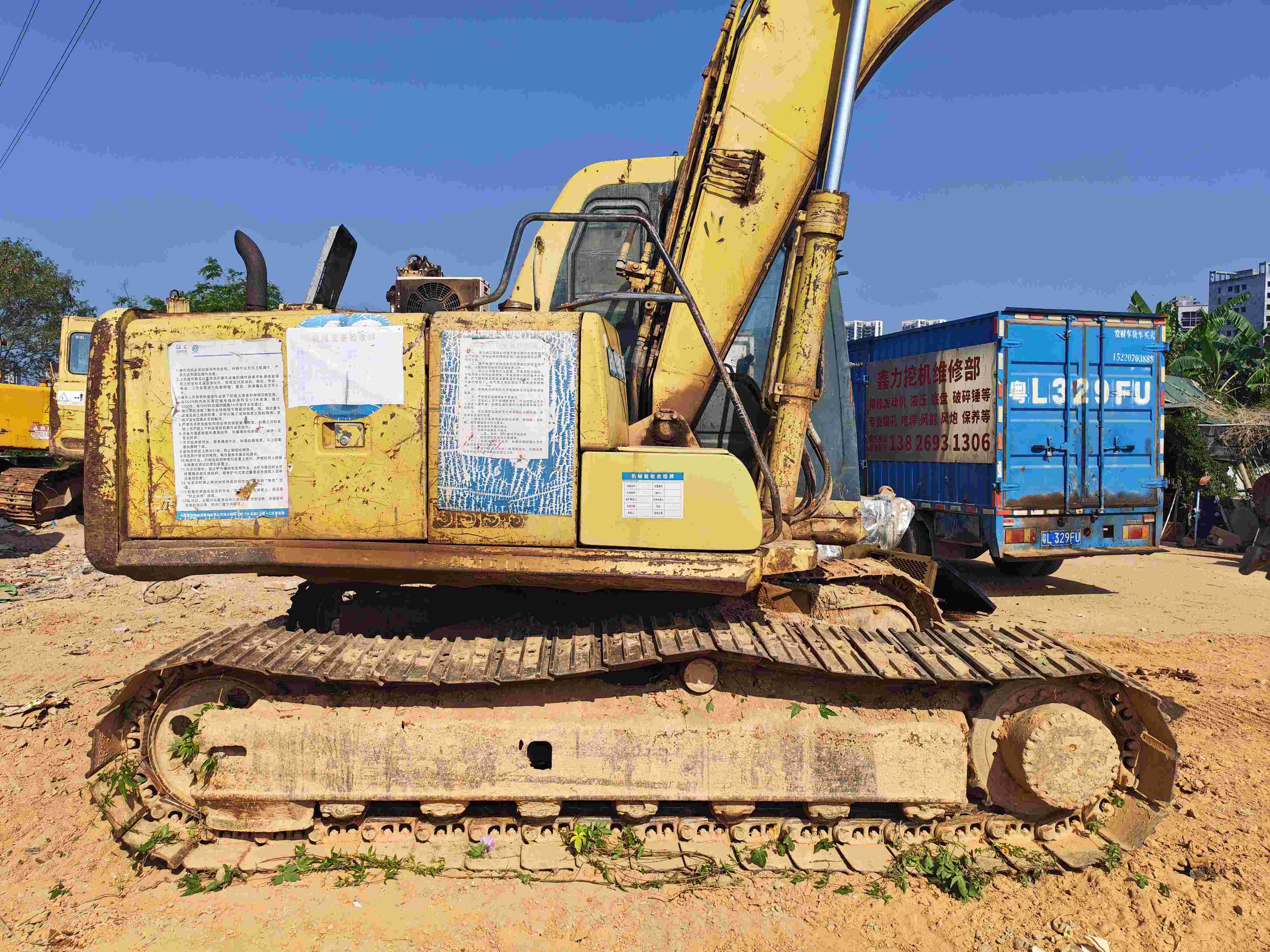 Buy Komatsu C120-8 Used Excavator / 3