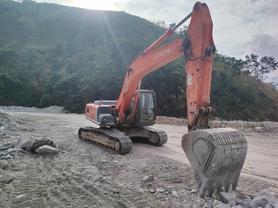 Buy Hitachi 50 Used Excavator / 9 Buy Hitachi 50 Used Excavator / 9