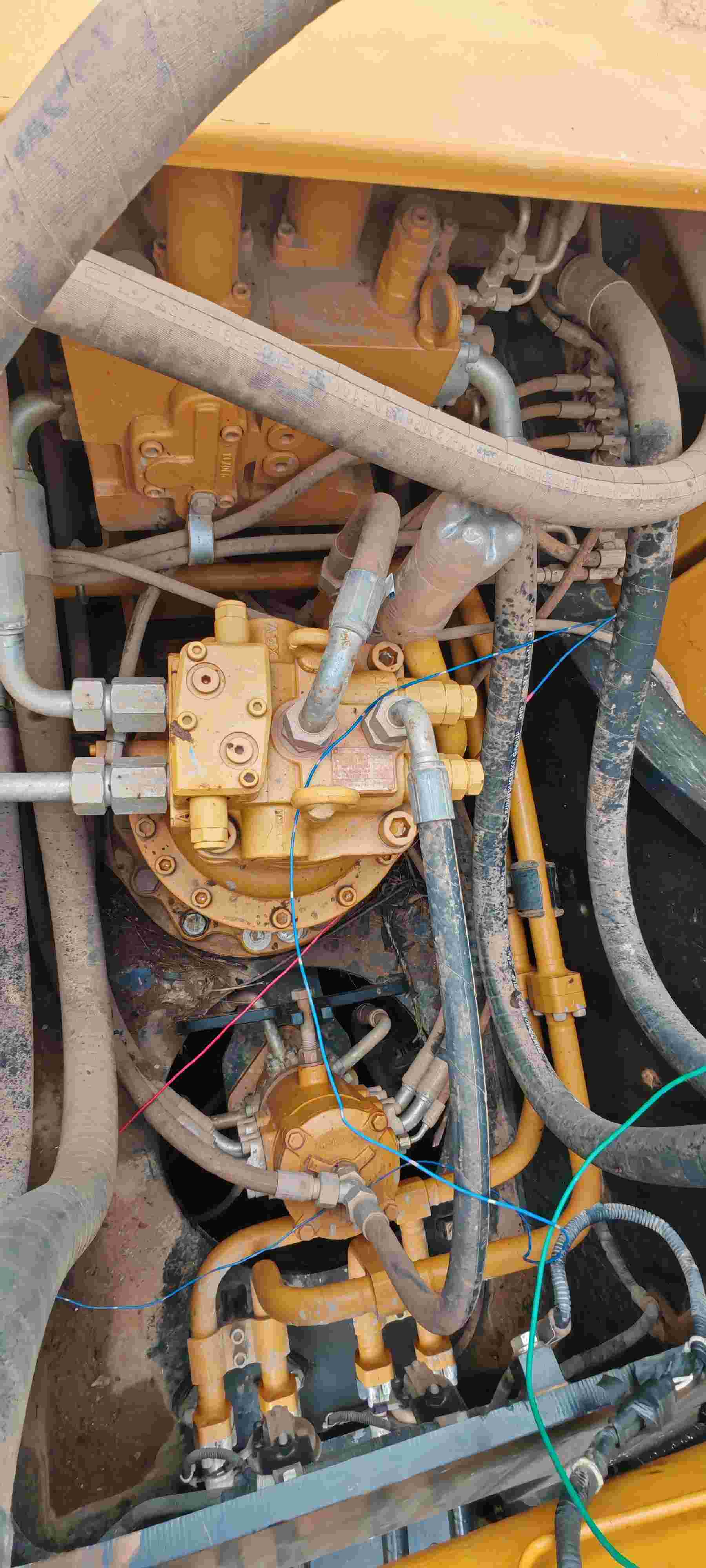Buy Sany SY200C Used Excavator / 11 Buy Sany SY200C Used Excavator / 11