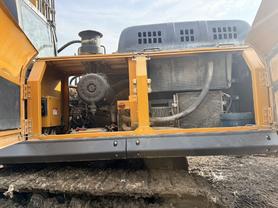 Buy XCMG XE370DK Used Excavator / 3 Buy XCMG XE370DK Used Excavator / 3