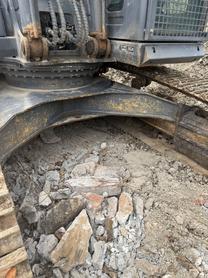 Buy XCMG XE335DK Used Excavator / 3 Buy XCMG XE335DK Used Excavator / 3