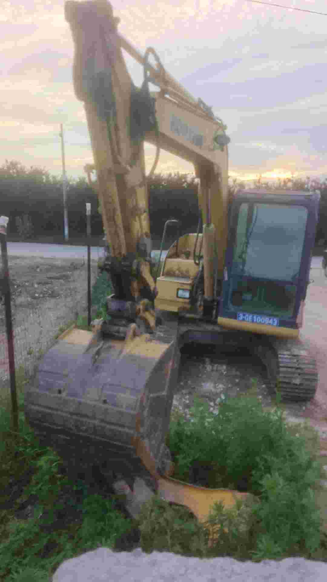 Buy Komatsu WA800-3E0 Used Excavator / 4