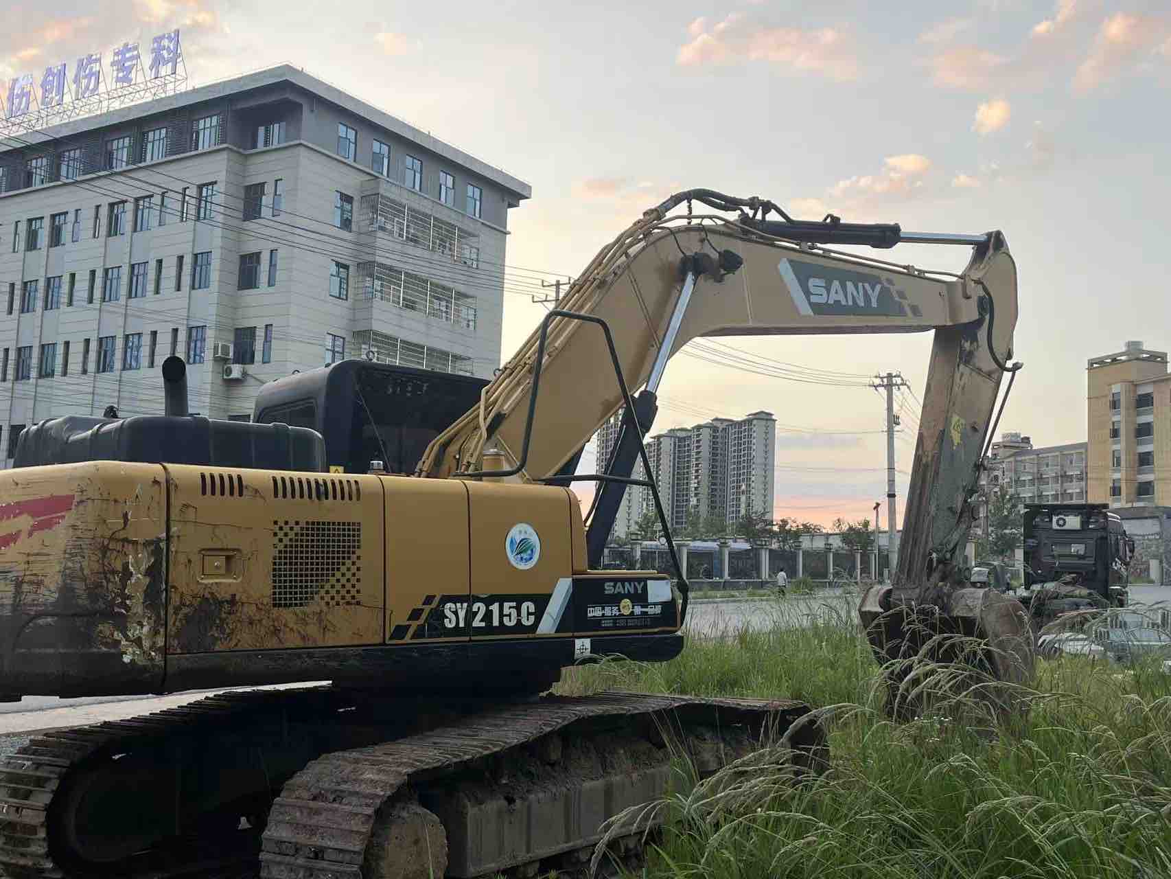 Buy Sany SY195C Used Excavator / 3