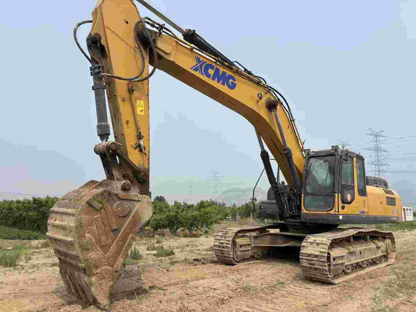 Buy XCMG XE370DK Used Excavator / 3