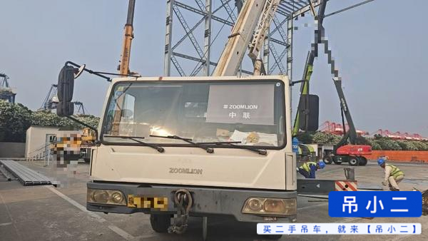 Acheter Grue Zoomlion QY25V531 d'occasion / 3