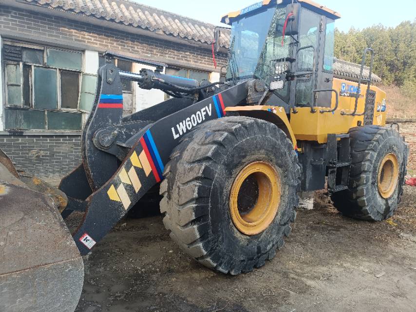 Buy XCMG XDA60E Used Loader / 2