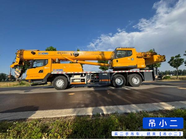 Купить Подержанный Кран XCMG 25K5C / 2