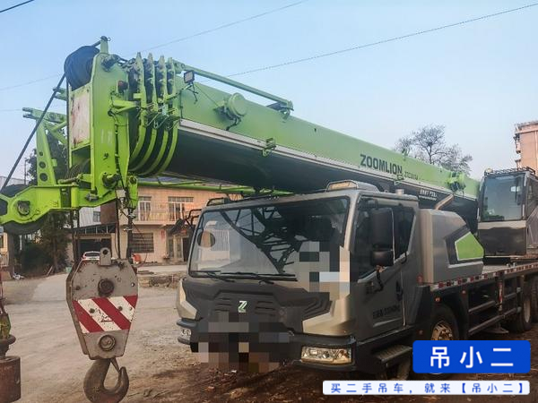 Buy Zoomlion ZTC251VE562 Used Crane