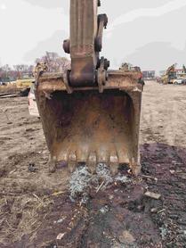 Buy Komatsu PC390LC-8M0 Used Excavator / 7 Buy Komatsu PC390LC-8M0 Used Excavator / 7
