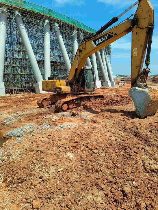 Buy Sany 225C-8 Used Excavator / 1