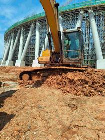 Buy Sany 225C-8 Used Excavator / 2 Buy Sany 225C-8 Used Excavator / 2