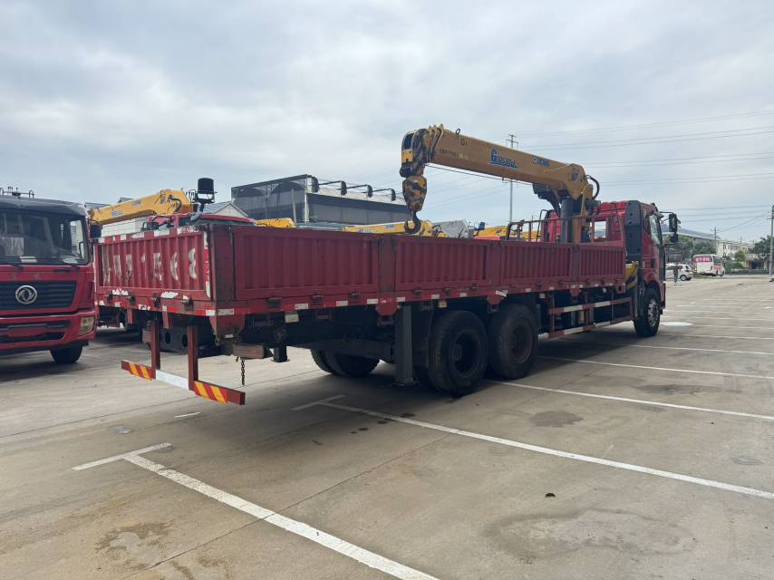 Buy XCMG Used Crane / 5 Buy XCMG Used Crane / 5