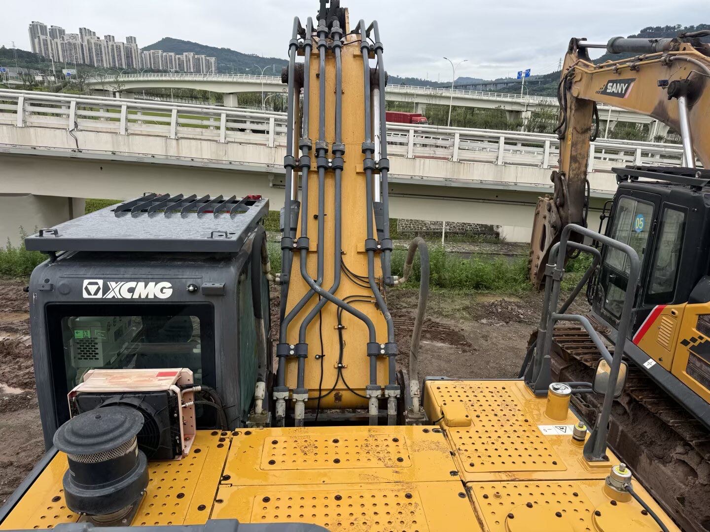 Buy XCMG XG70S Used Excavator / 2