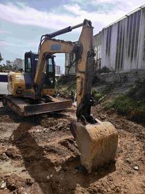 Buy XCMG XE210WB Used Excavator / 3 Buy XCMG XE210WB Used Excavator / 3