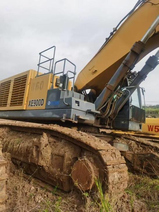 Buy XCMG XE900D Used Excavator / 1