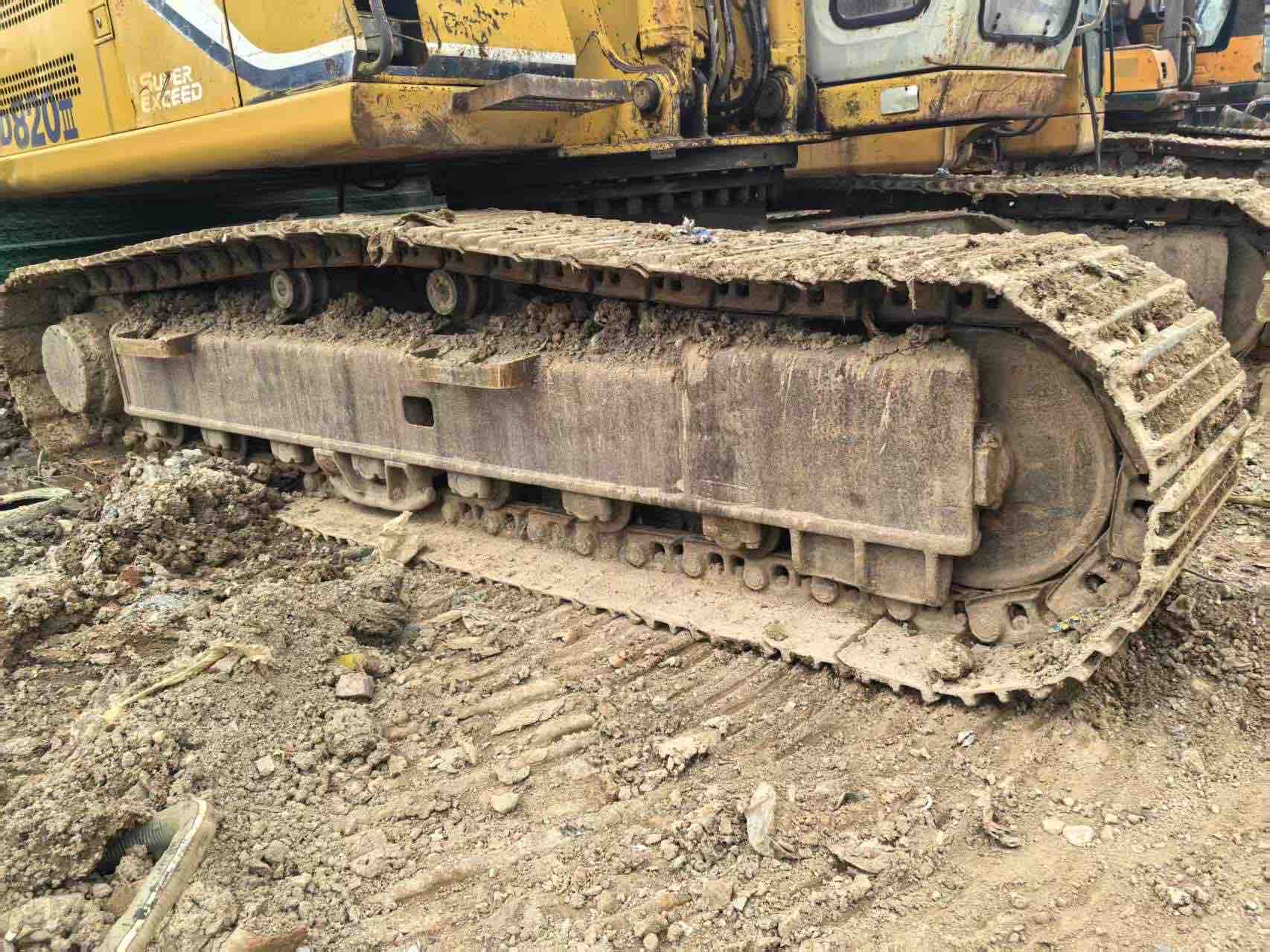 Buy Kato 820-6 Used Excavator / 8