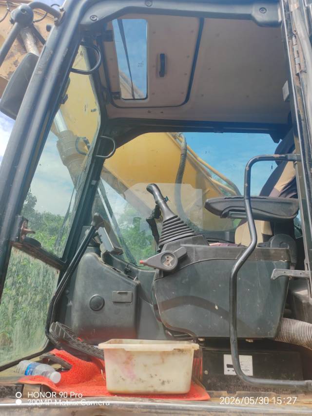 Buy Sany SY200C Used Excavator / 9
