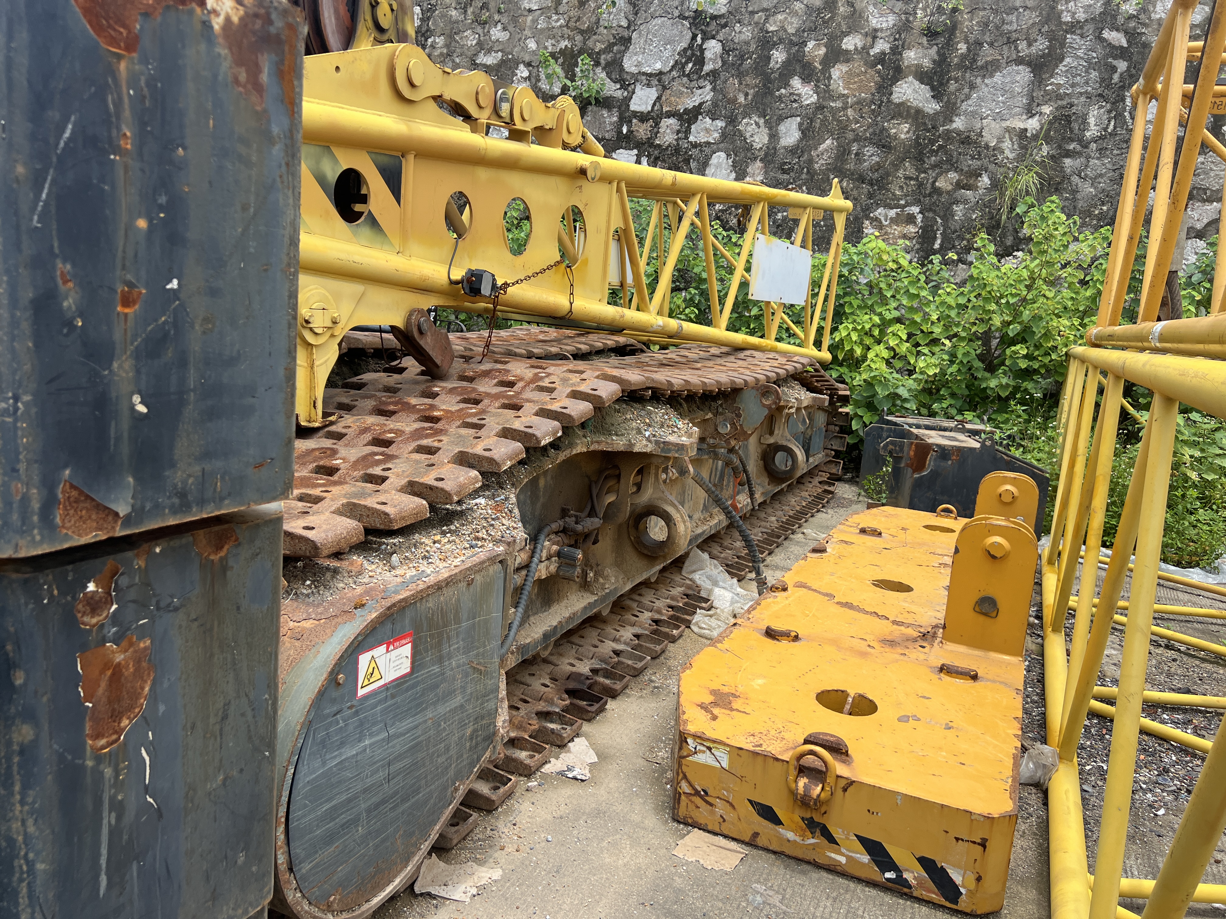 Buy XCMG XGC100-II Used Crane / 8