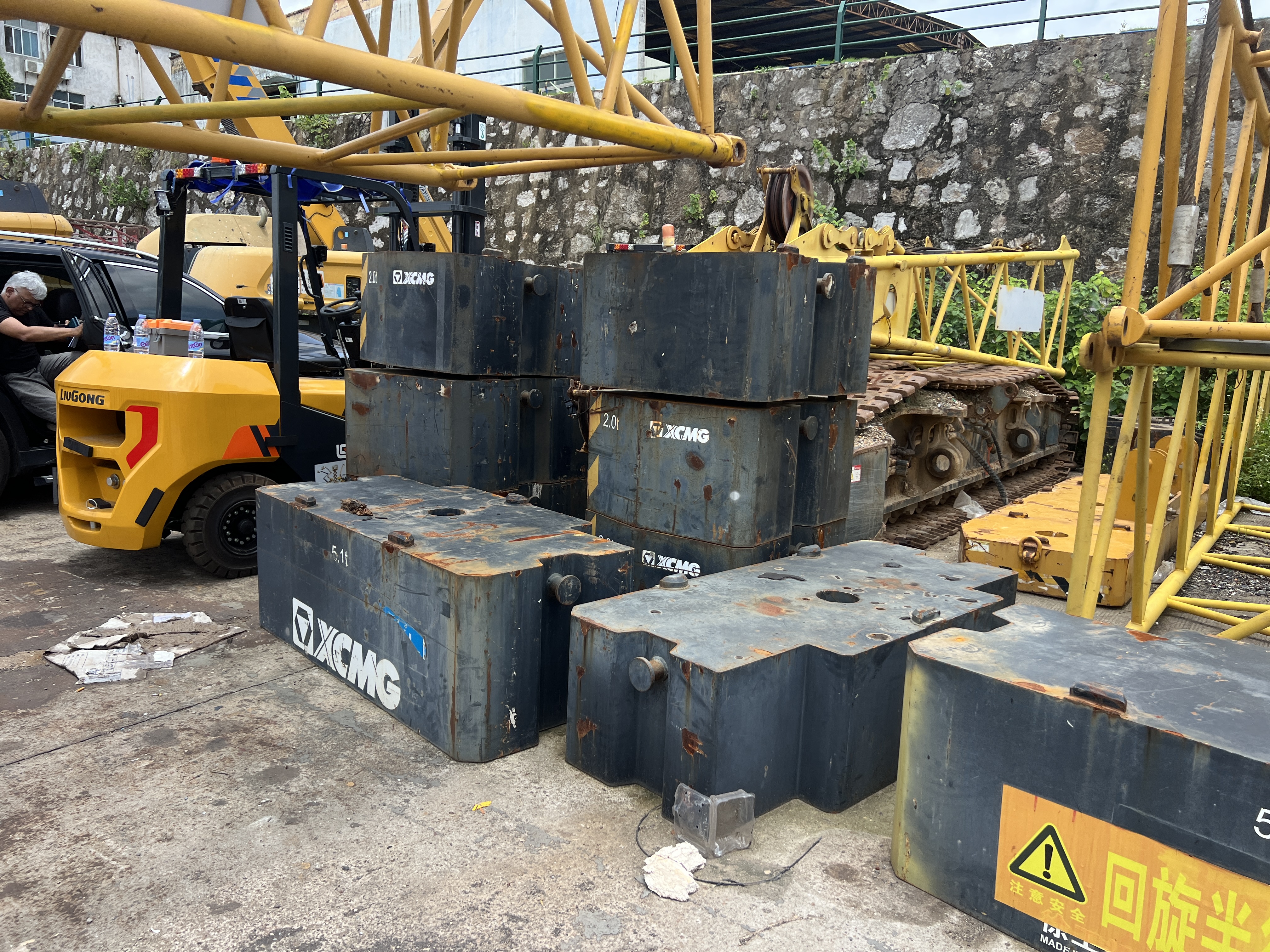 Buy XCMG XGC100-II Used Crane / 6