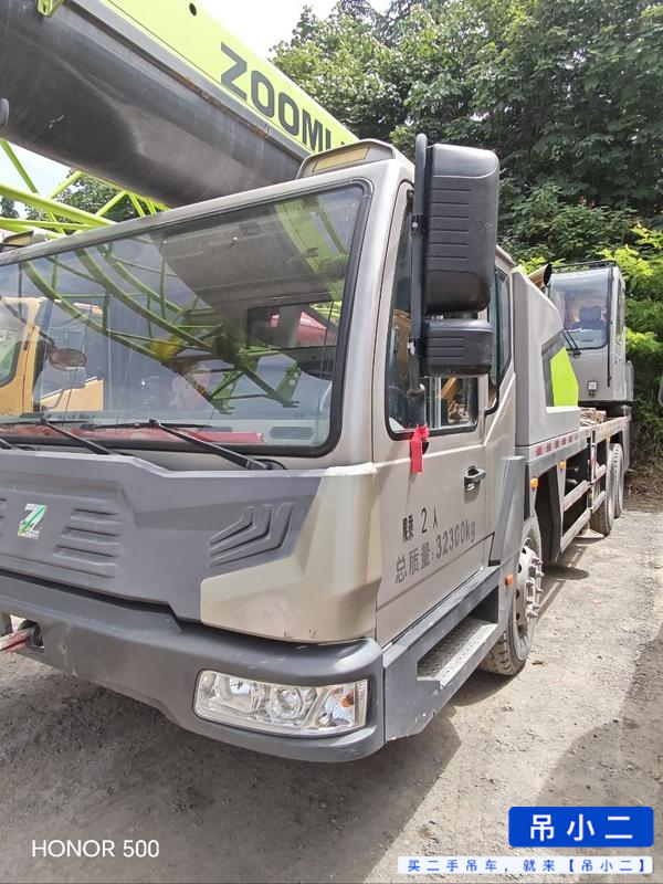 Buy Zoomlion 250A Used Crane / 2