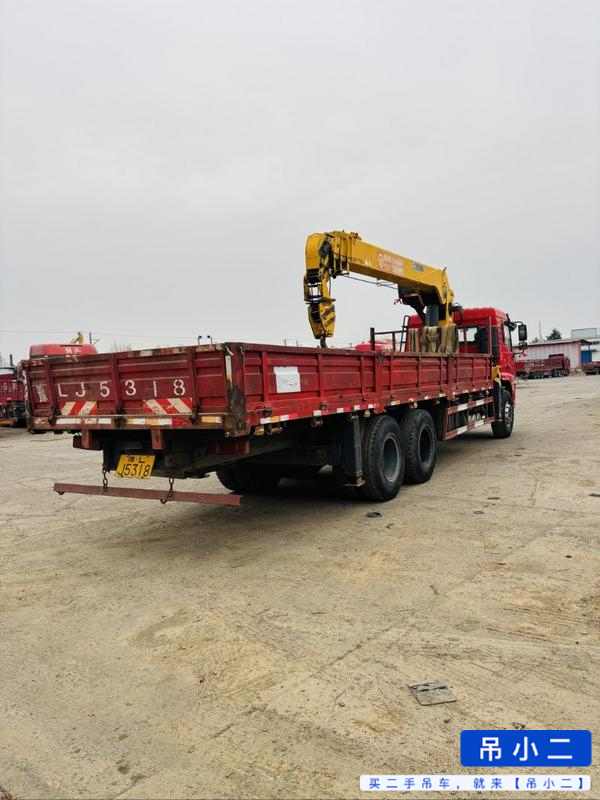 Buy XCMG 12M Used Crane / 4