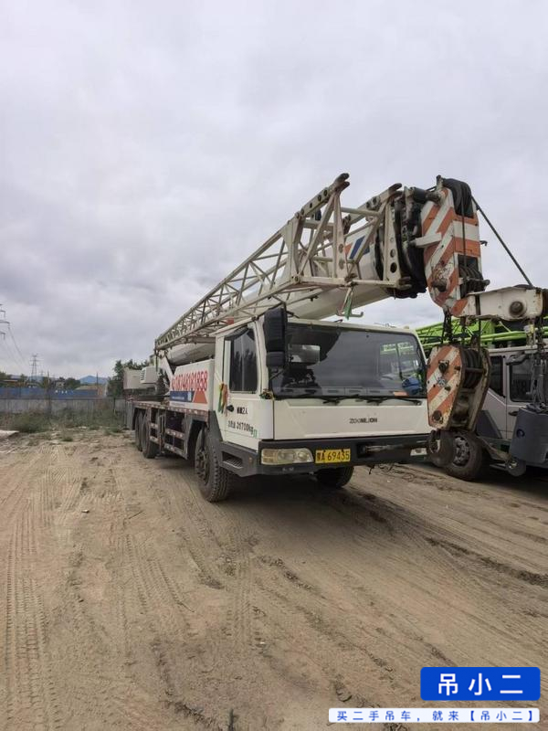 Buy Zoomlion QY25V531 Used Crane