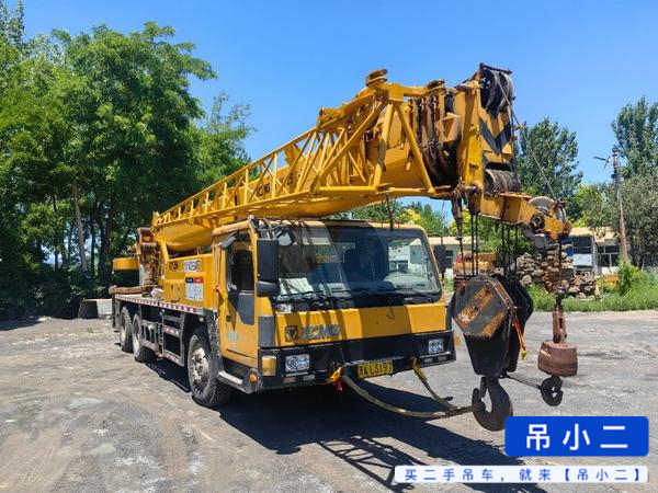 Buy XCMG 25K Used Crane / 2