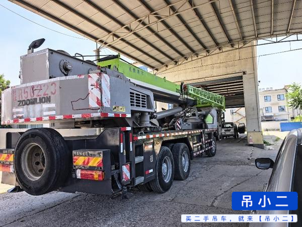 Buy Zoomlion ZTC251VE562 Used Crane / 7