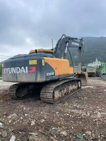 Buy Hyundai 215LC-7 Used Excavator / 2 Buy Hyundai 215LC-7 Used Excavator / 2