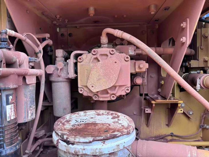 Buy Caterpillar 323D Used Excavator / 1