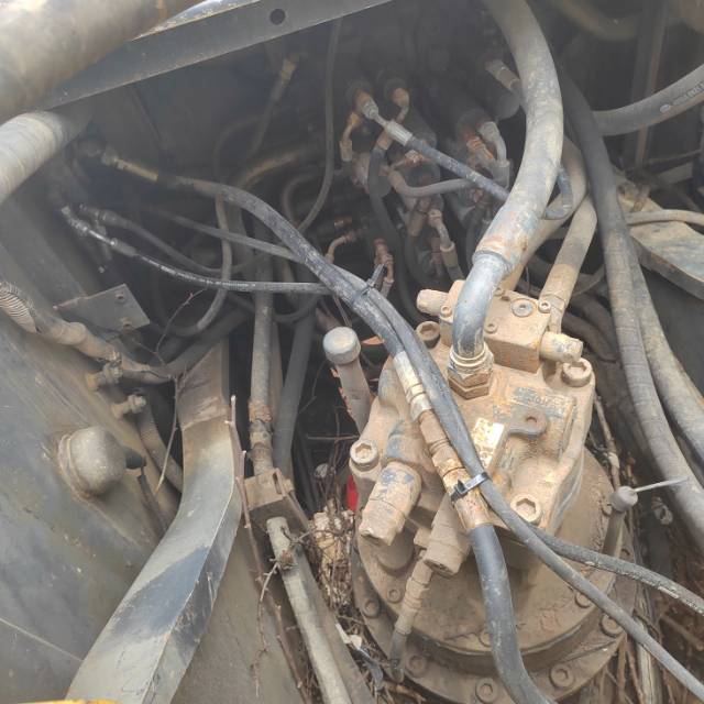 Buy Sumitomo 240-6 Used Excavator / 9