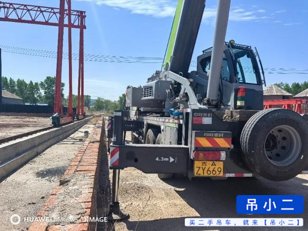 Buy Zoomlion ZTC251VE562 Used Crane / 5