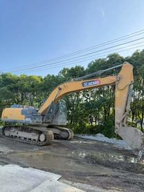 Buy XCMG XE200DA Used Excavator / 2 Buy XCMG XE200DA Used Excavator / 2