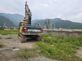 Buy Hyundai 215LC-7 Used Excavator / 2 Buy Hyundai 215LC-7 Used Excavator / 2