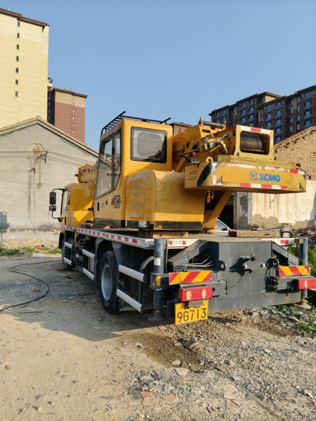 Buy XCMG XCT8L4 Used Crane / 3