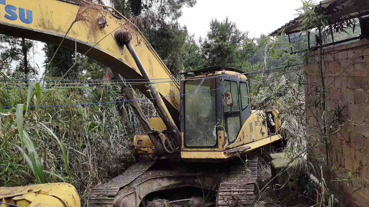 Buy Komatsu PC350-7 Used Excavator / 3