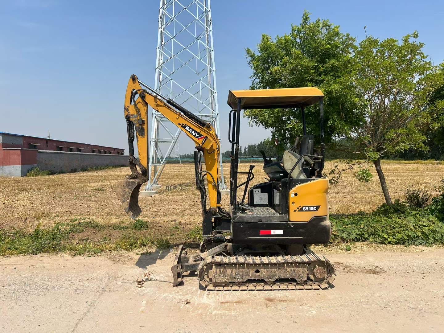 Buy Sany SY16C Used Excavator / 2 Buy Sany SY16C Used Excavator / 2