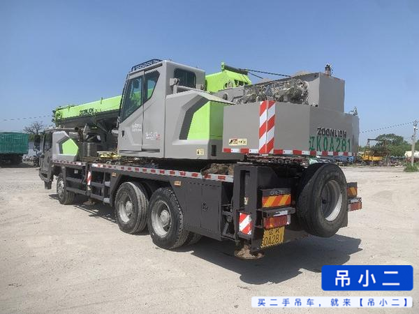 Buy Zoomlion ZTC251VE562 Used Crane / 4