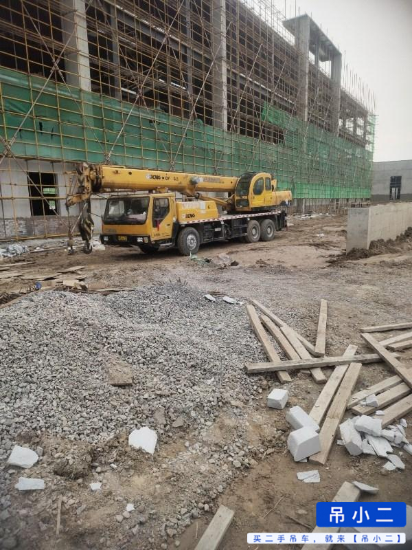 Buy XCMG QY20G Used Crane / 2 Buy XCMG QY20G Used Crane / 2