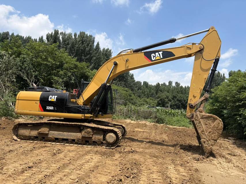 Buy Caterpillar CAT326 Used Excavator / 1