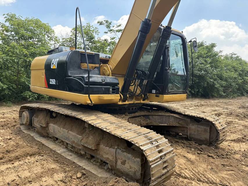 Buy Caterpillar CAT326 Used Excavator / 4 Buy Caterpillar CAT326 Used Excavator / 4
