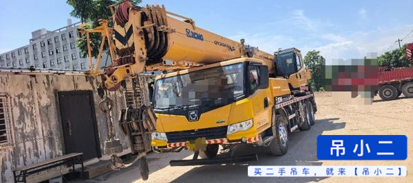 Buy XCMG 25K5A Used Crane / 1