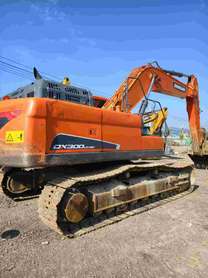 Buy Doosan 300LC-7 Used Excavator / 2 Buy Doosan 300LC-7 Used Excavator / 2
