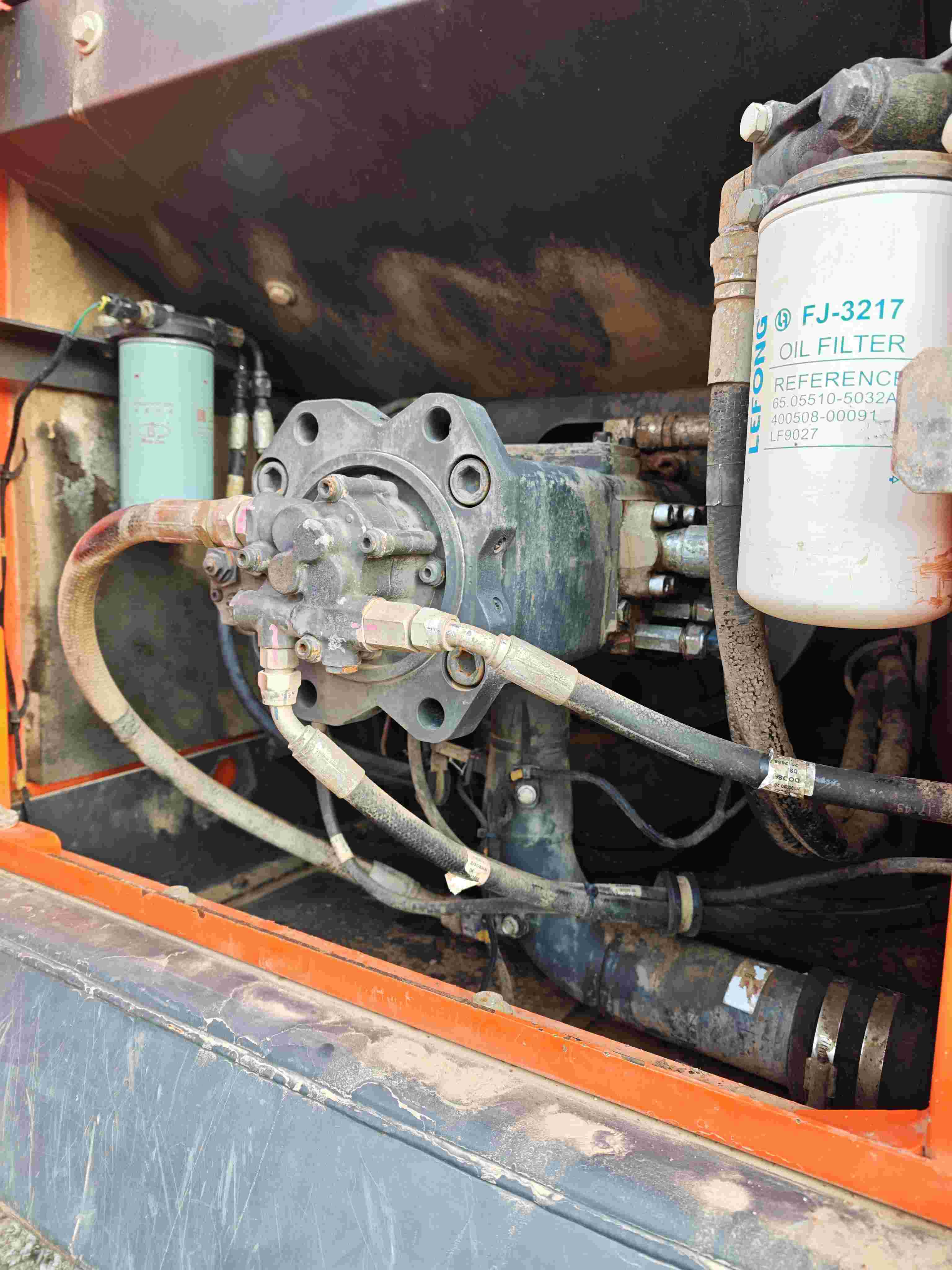 Buy Doosan 60-7 Used Excavator / 14