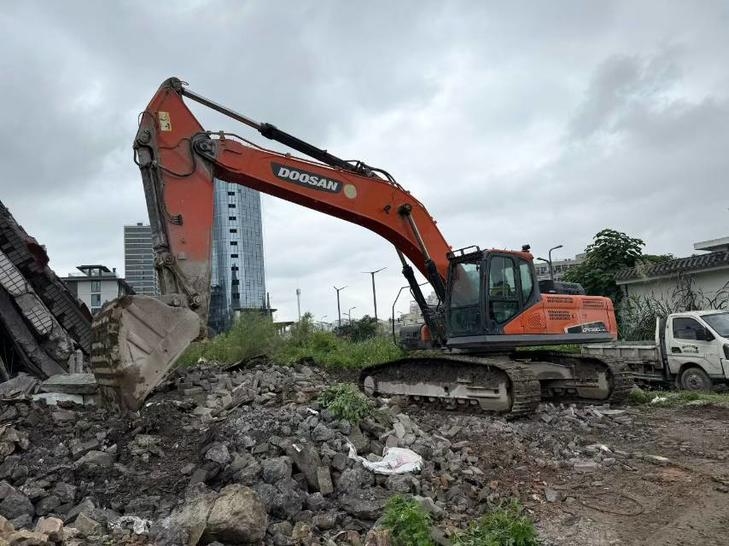 Buy Doosan 80-7 Used Excavator / 1