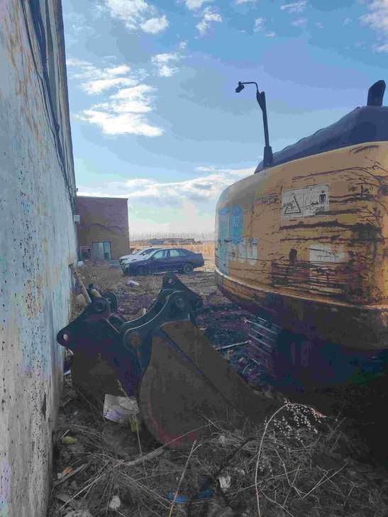 Buy Komatsu PC210-8 Used Excavator / 1