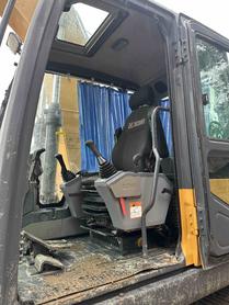 Buy XCMG XE135D Used Excavator / 10 Buy XCMG XE135D Used Excavator / 10