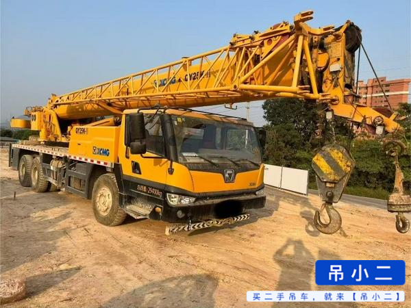 Buy XCMG 25k Used Crane / 2