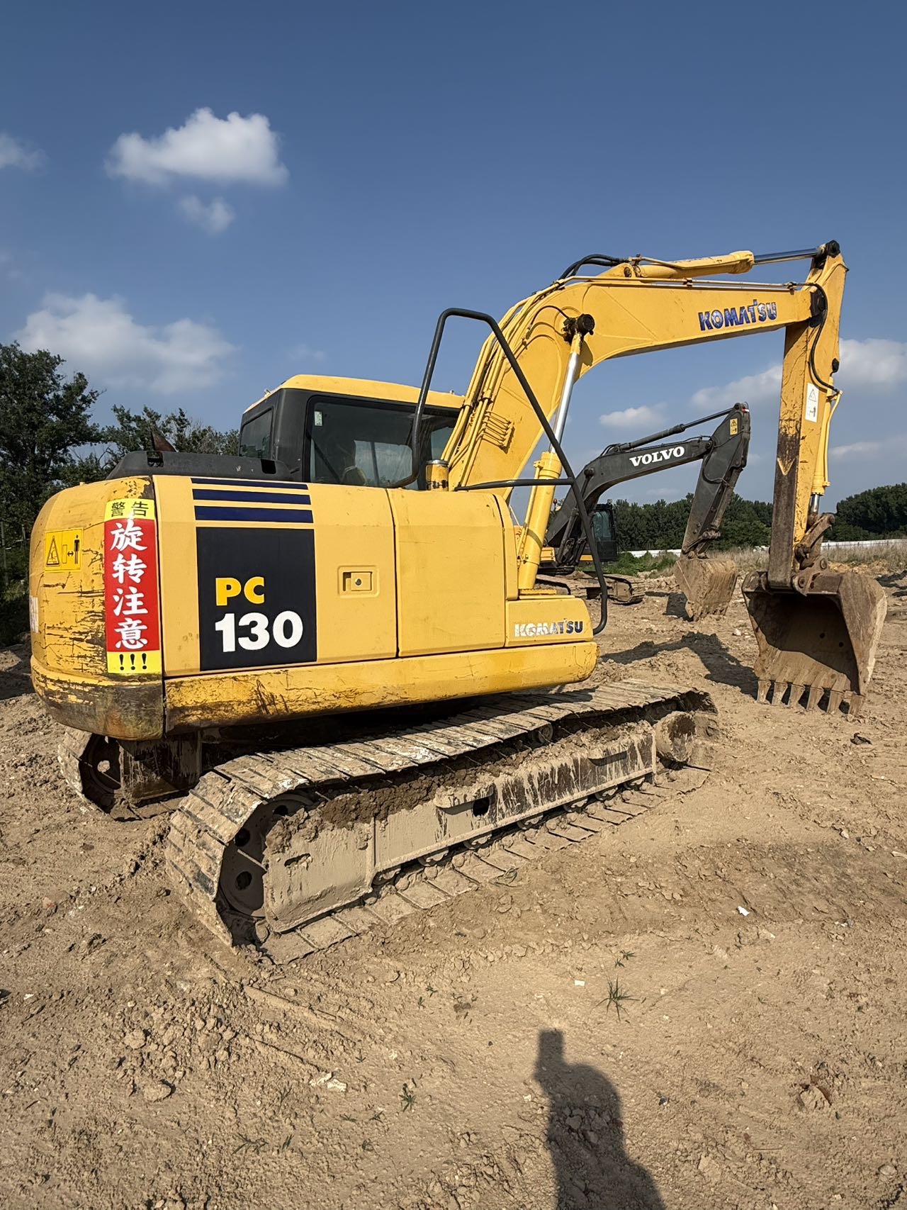 Buy Komatsu PC130-7 Used Excavator / 3